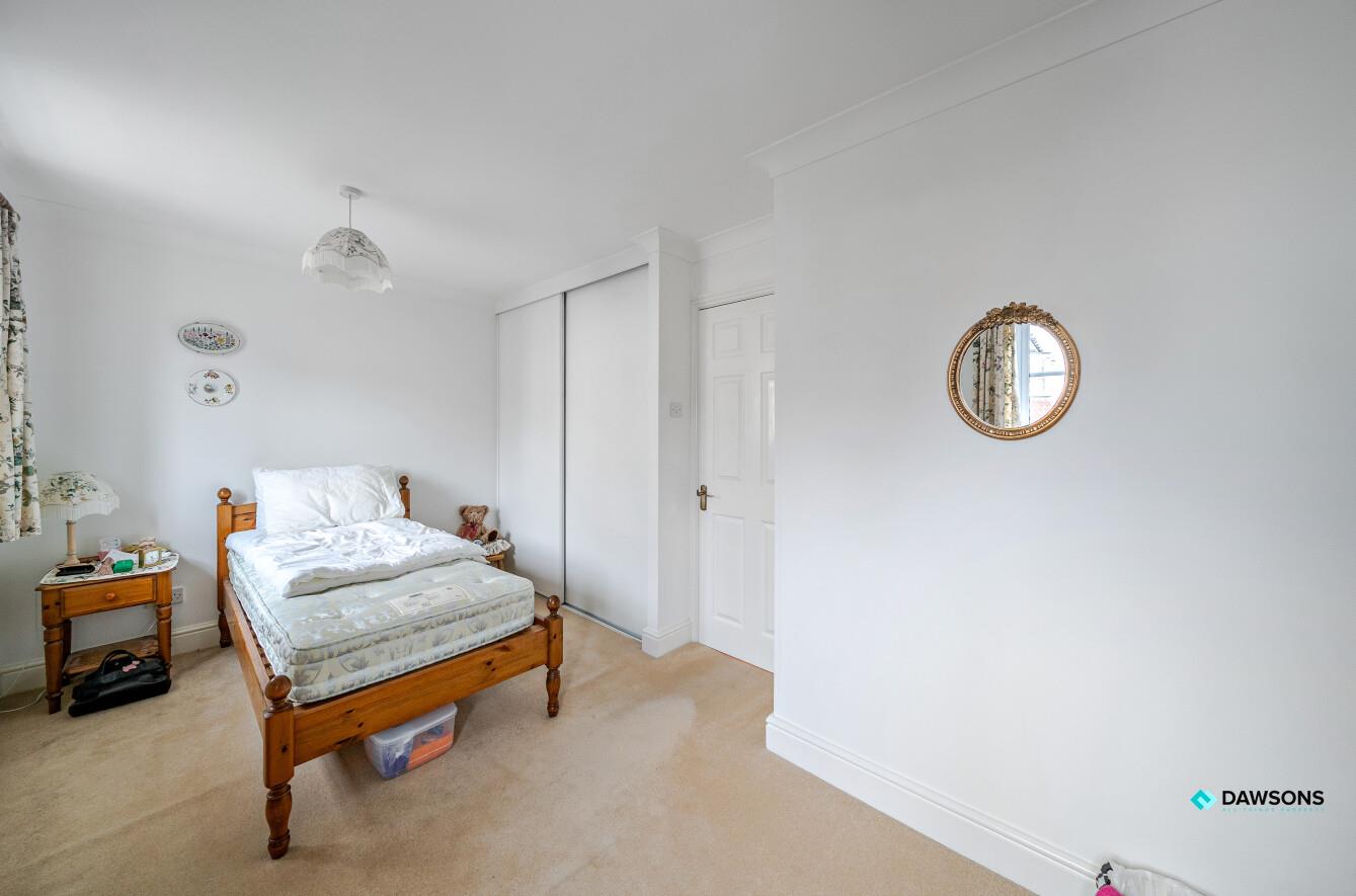 Heneage Drive, West Cross, Swansea, SA3 5BR